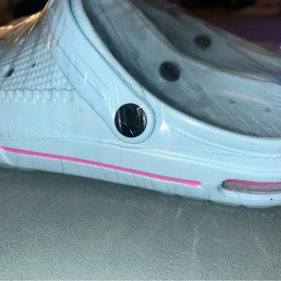 Women’s Blue Clogs with Pink Accent Size 10.5/11 - Picture 3 of 3